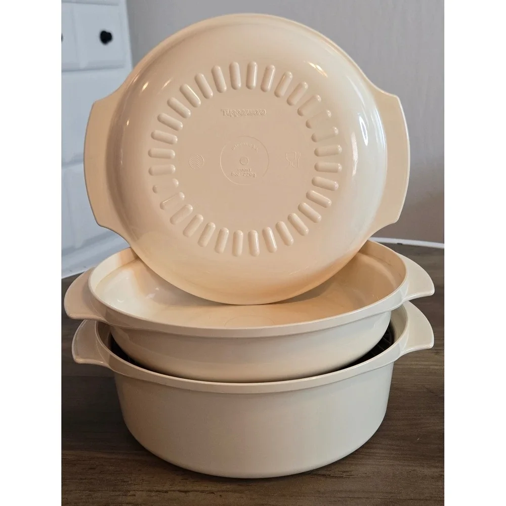 Vintage Tupperware Microwave Steamer Set Almond Cream 4 Piece with Grate *READ*